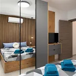 Modern 2bd With Spacious Layout & 2 Balconies -