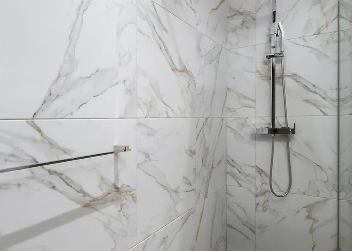 Apartamento Modern 2bd With Spacious Layout & 2 Balconies - *