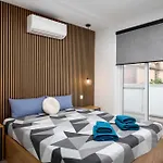 Modern 2bd With Spacious Layout & 2 Balconies - *