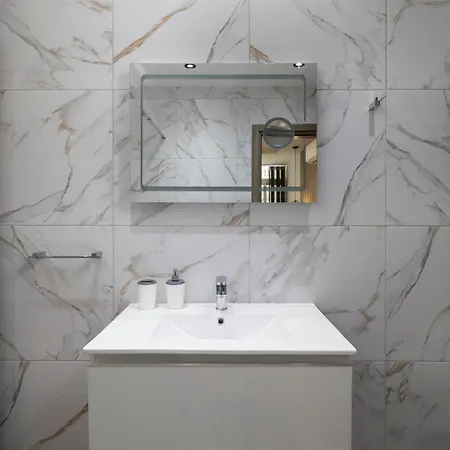 Modern 2bd With Spacious Layout & 2 Balconies - 公寓 San Ġwann