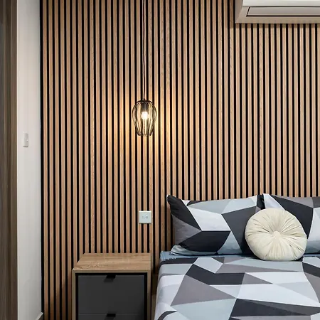 Modern 2bd With Spacious Layout & 2 Balconies - Apartman San Ġwann