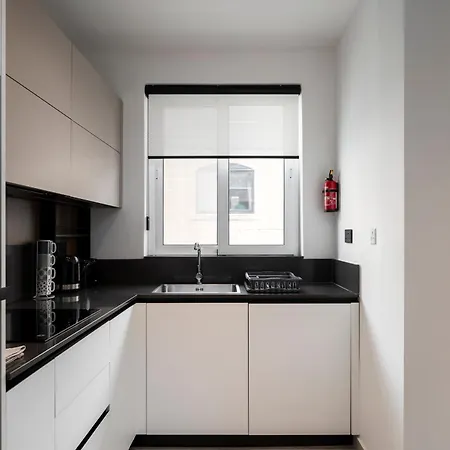 Modern 2bd With Spacious Layout & 2 Balconies -