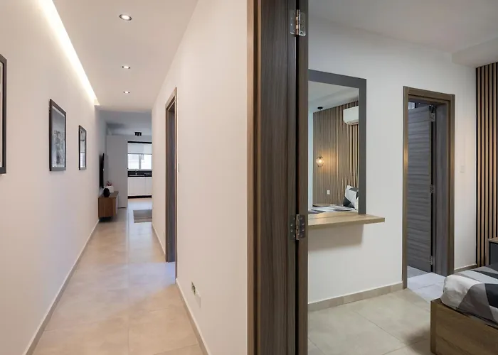 公寓 Modern 2bd With Spacious Layout & 2 Balconies -