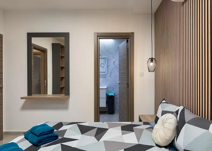 Modern 2bd With Spacious Layout & 2 Balconies - Апартаменты *